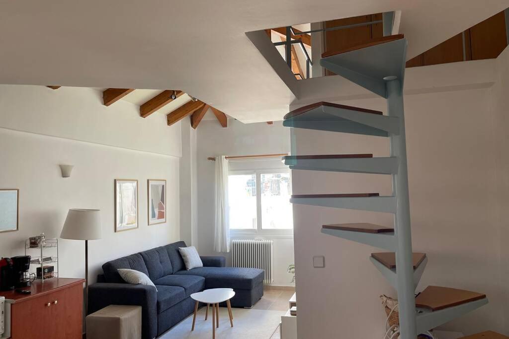 Attic Studio Stay Каламата Экстерьер фото